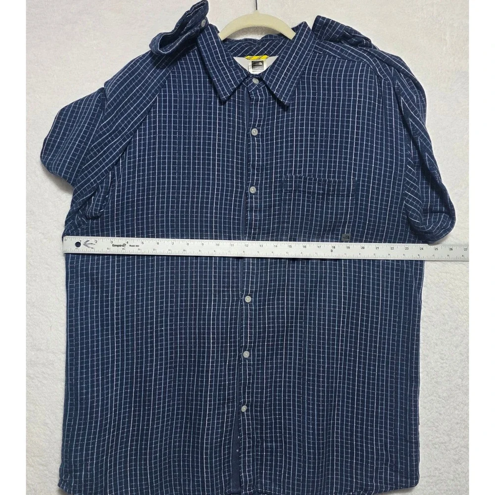 The North Face A5 Series Men's Large Navy Blue White Grid Button Down Shirt AB2S